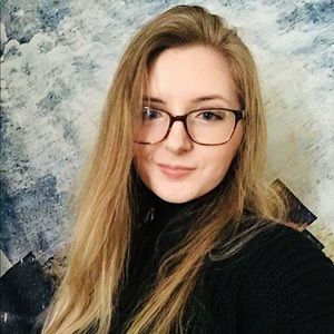 Meet your Posher, Danielle
